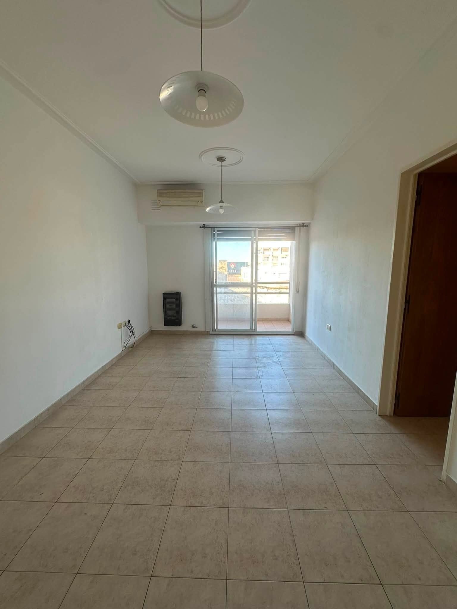 Foto 4 de Departamento céntrico - Las Heras 531